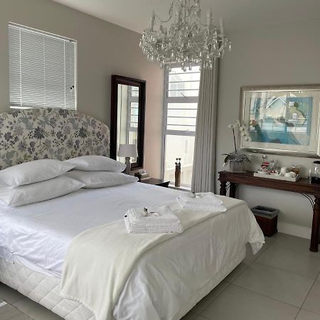 Vermont Hermanus - Views, Sunny, Right On The Sea Екстериор снимка