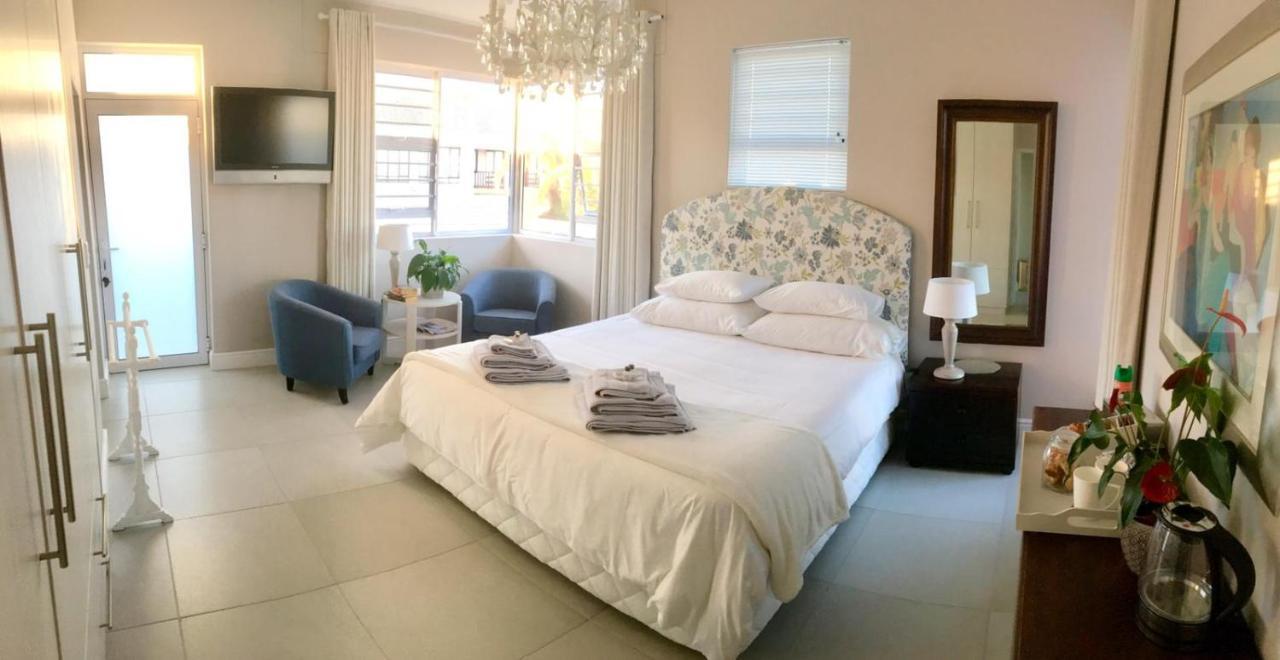 Vermont Hermanus - Views, Sunny, Right On The Sea Екстериор снимка